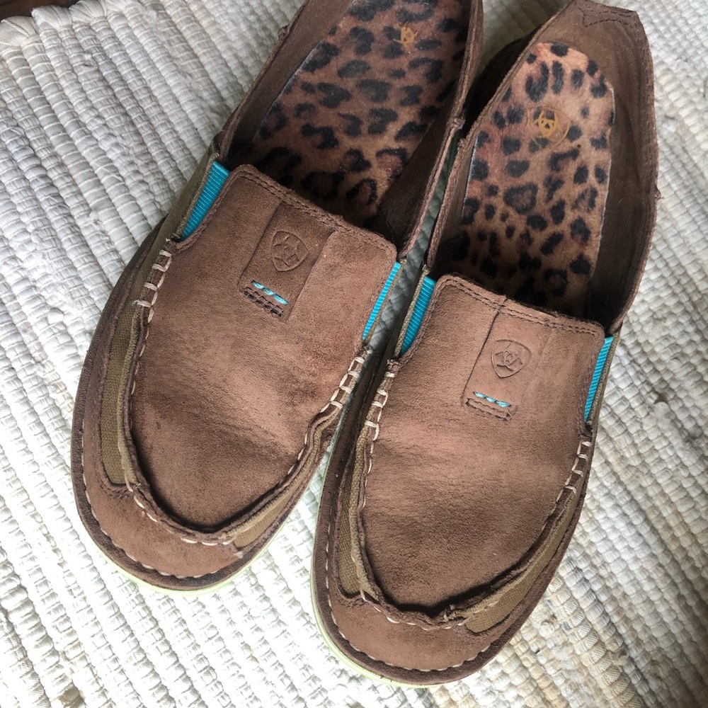 Ariat Cruisers